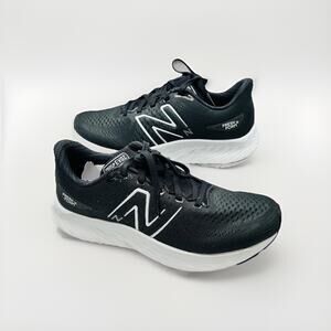 New Balance Womens Evoz V3 Black Running Shoes, Size 9.5 Women’s / Men’s 8